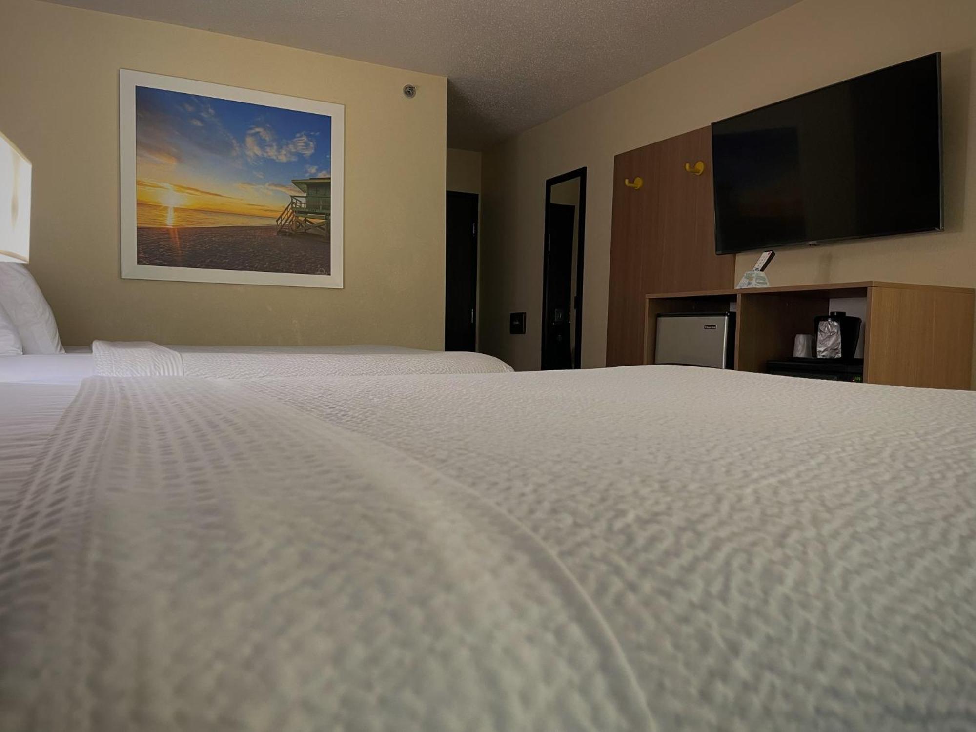 Days Inn & Suites By Wyndham Kaukauna Wi Exteriér fotografie